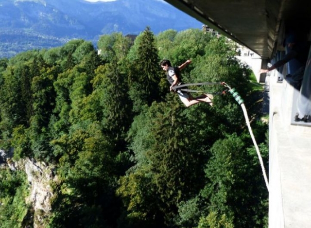  Salto de péndulo 
